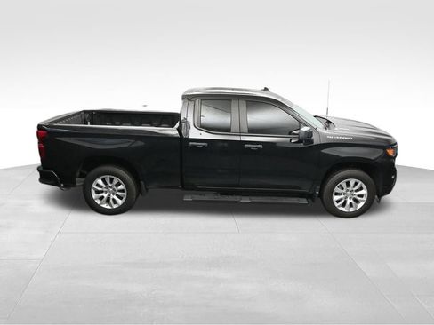 Used 2025 Chevrolet Silverado 1500 Custom RWD image 23