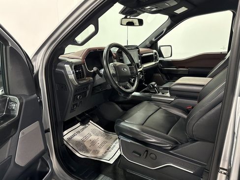 Used 2022 Ford F150 Lariat image 17