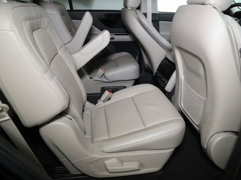 Certified 2023 Lincoln Aviator Reserve w/ Elements Package Plus image 34