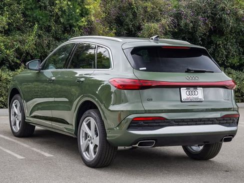 New 2025 Audi Q5 Premium Plus image 6