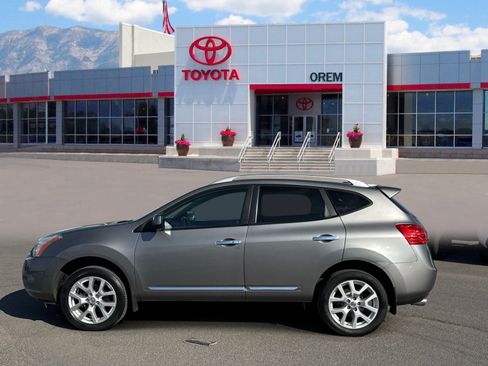 Used 2012 Nissan Rogue SL AWD/4WD image 6
