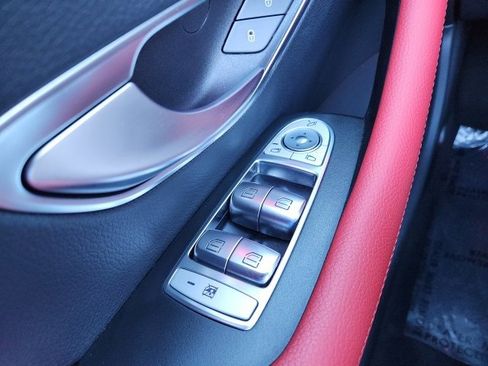 Used 2022 Mercedes-Benz E 450 Cabriolet image 39