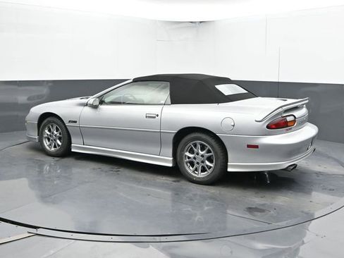 Used 2002 Chevrolet Camaro Z28 w/ Sport Appearance Pkg RWD image 9