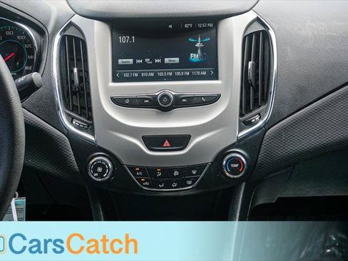 Used 2018 Chevrolet Cruze LS FWD image 23
