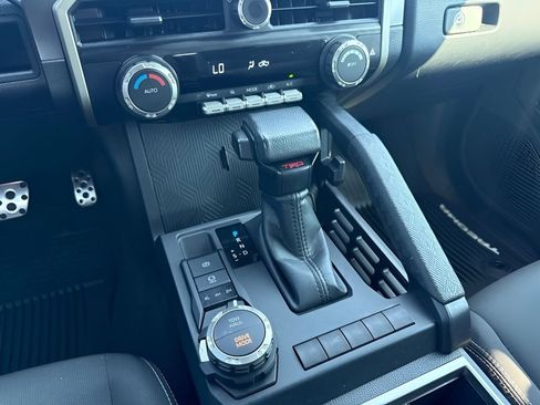 Used 2024 Toyota Tacoma TRD Sport AWD/4WD image 13