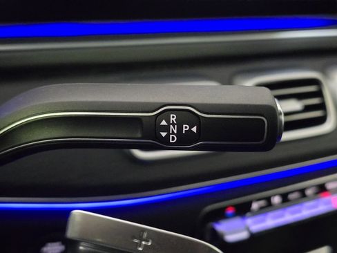 Used 2025 Mercedes-Benz GLE 350 4MATIC image 22