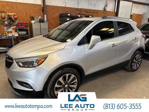 Used 2018 Buick Encore Essence image 1