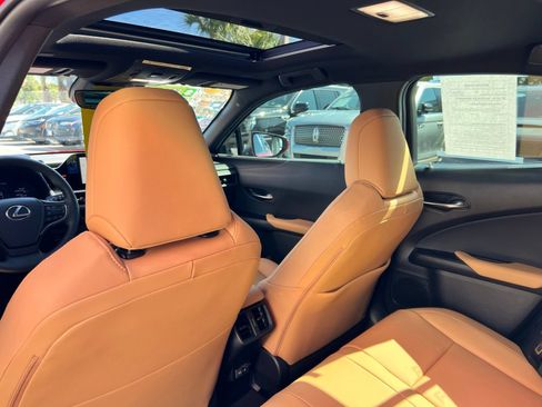 Used 2025 Lexus UX 300h FWD w/ Cold Area Package image 53