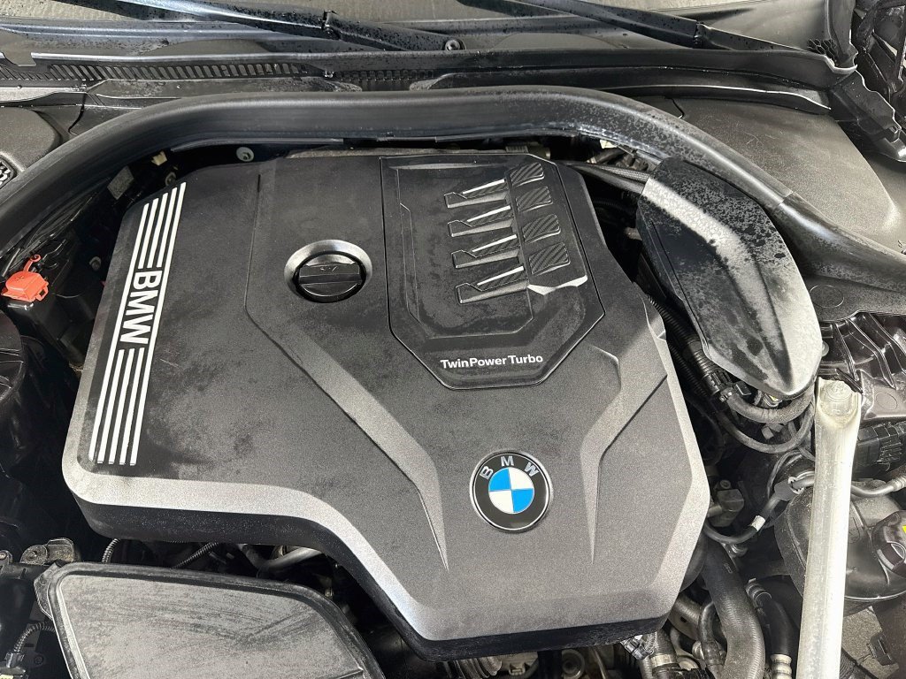 Used 2021 BMW 530i w/ Premium Package RWD image 38