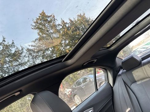 Used 2024 Alfa Romeo Giulia Ti image 21