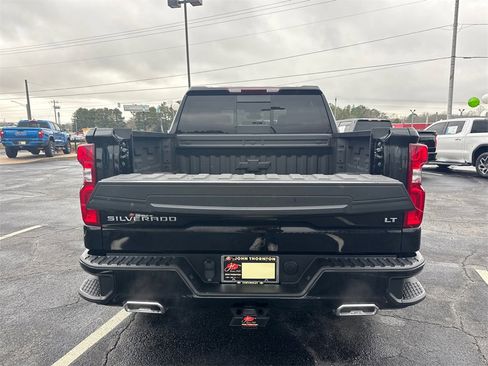 Used 2024 Chevrolet Silverado 1500 LT Trail Boss w/ Convenience Package II image 19