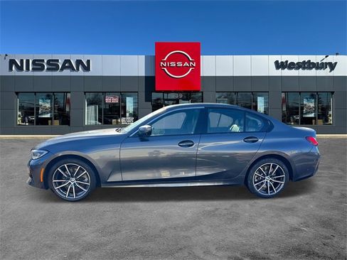 Used 2019 BMW 330i xDrive Sedan w/ Premium Package image 7