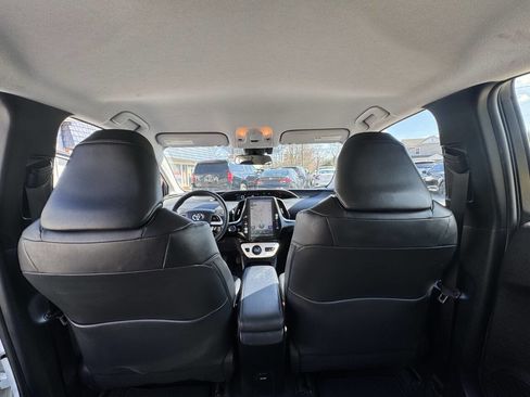 Used 2017 Toyota Prius Prime Plus image 31