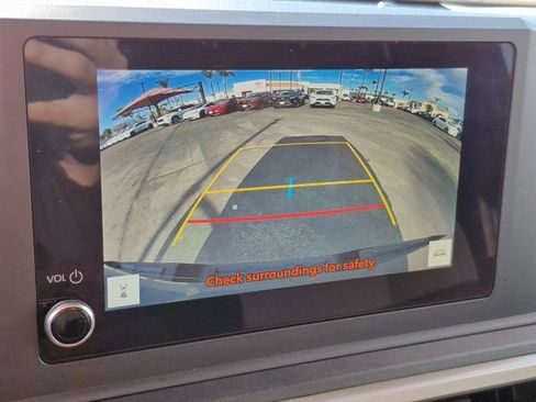 Used 2025 Toyota Tacoma SR image 13