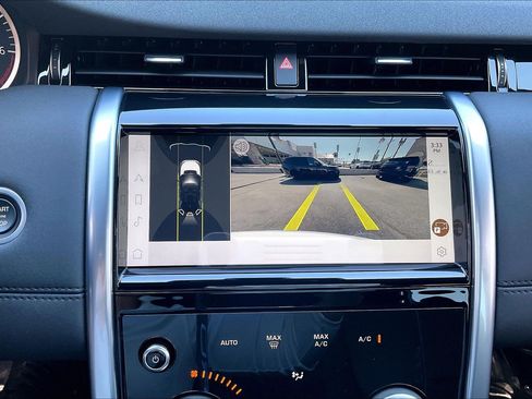 Certified 2023 Land Rover Discovery Sport SE AWD/4WD image 27