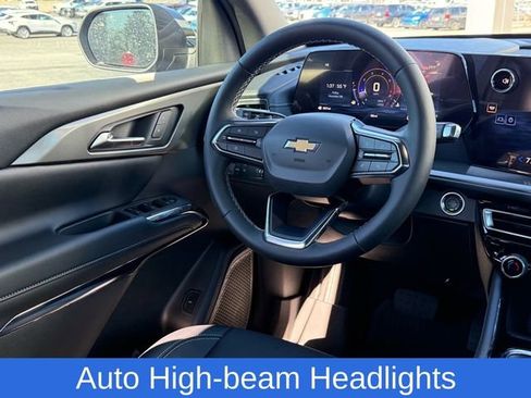 New 2026 Chevrolet Traverse LT w/ Sun and Wheel Package image 15