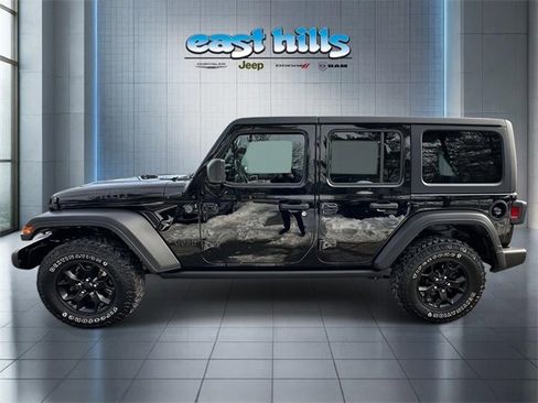 Certified 2023 Jeep Wrangler Willys image 8