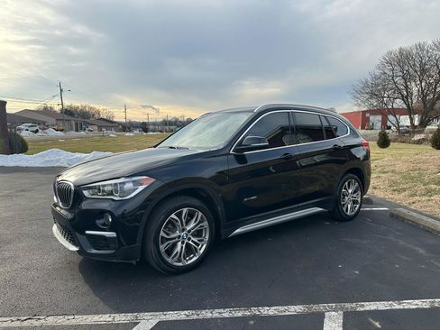 Used 2017 BMW X1 xDrive28i image 3