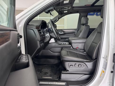 Certified 2023 Chevrolet Tahoe Premier w/ Premium Package 2 AWD/4WD image 13