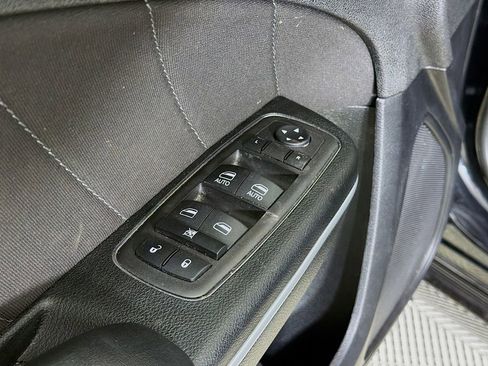 Used 2023 Dodge Charger SXT image 20