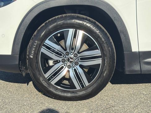 Used 2023 Mercedes-Benz EQB 300 4MATIC image 18