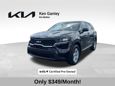Used 2023 Kia Sorento LX AWD/4WD image 1