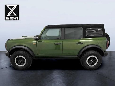 Used 2023 Ford Bronco Badlands w/ Sasquatch Package image 4