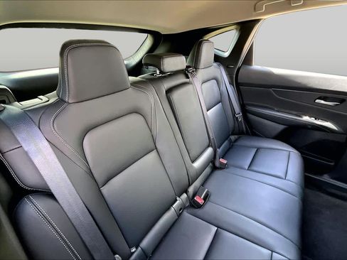 Certified 2025 Nissan Murano SV FWD image 19