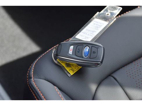 Certified 2025 Subaru Crosstrek 2.5i Limited AWD/4WD image 36