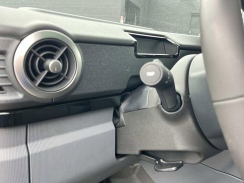 Used 2025 INEOS Grenadier AWD/4WD image 30