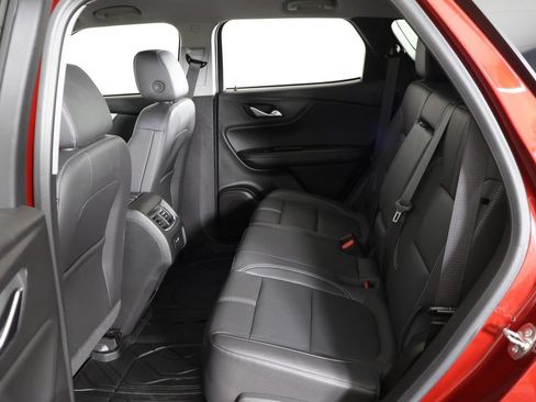 Used 2024 Chevrolet Blazer LT FWD image 35