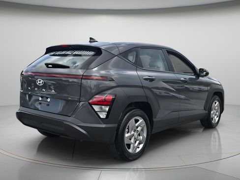 Certified 2026 Hyundai Kona SE FWD image 8