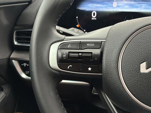 Used 2025 Kia Sportage SX FWD image 27