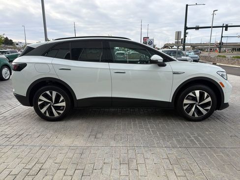Certified 2023 Volkswagen ID.4 Pro AWD/4WD image 8