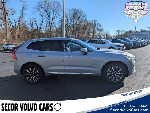 Certified 2023 Volvo XC60 B5 Plus image 4