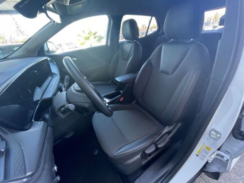 Used 2025 Buick Encore GX Preferred image 34