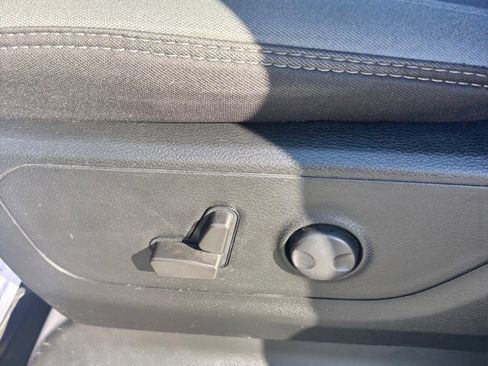 Used 2022 RAM 1500 Lone Star RWD image 15