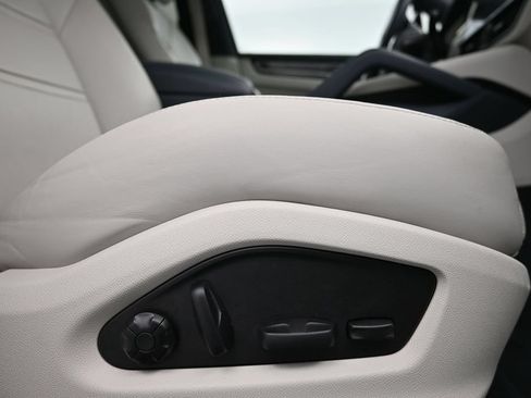 Certified 2023 Porsche Cayenne S AWD/4WD image 14