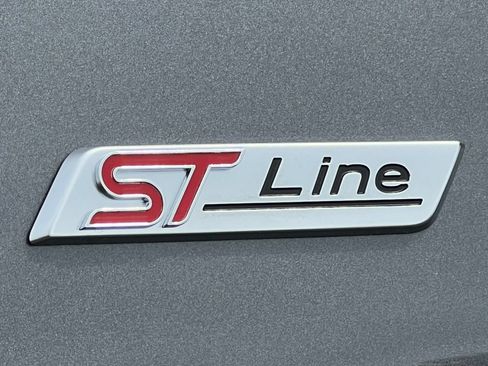 Used 2026 Ford Explorer ST-Line AWD/4WD image 2