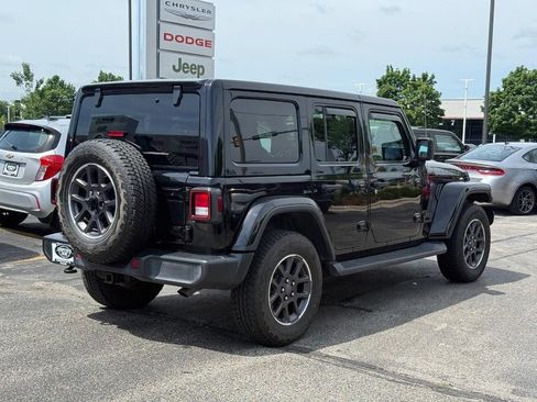 Used 2021 Jeep Wrangler Unlimited Sahara AWD/4WD image 3