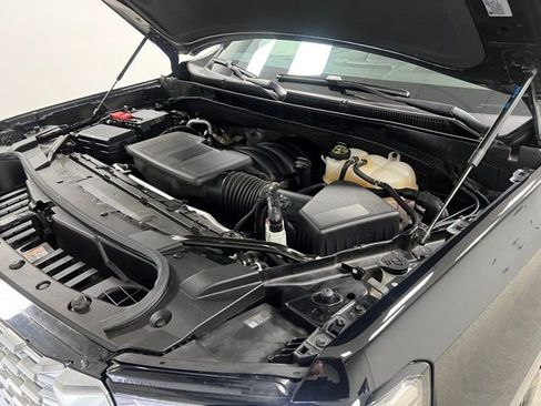 Used 2022 GMC Yukon XL Denali image 66