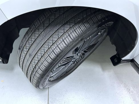 Used 2025 Nissan Murano Platinum w/ Cargo Package image 23