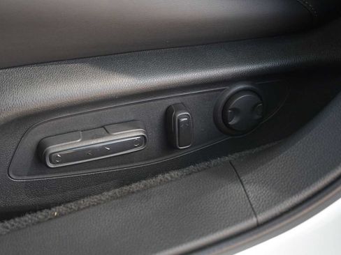 Used 2024 Honda Accord EX-L image 12