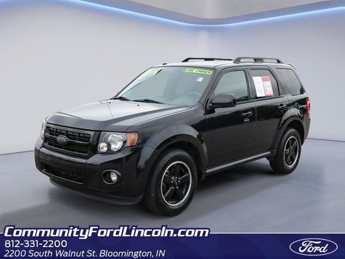 Used 2010 Ford Escape XLT AWD/4WD image 1