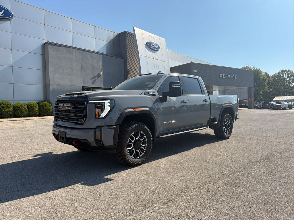 Used 2024 GMC Sierra 2500 AT4 w/ AT4 Premium Plus Package AWD/4WD image 1