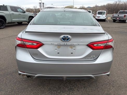 Certified 2019 Toyota Camry SE w/ Sunroof Package image 3