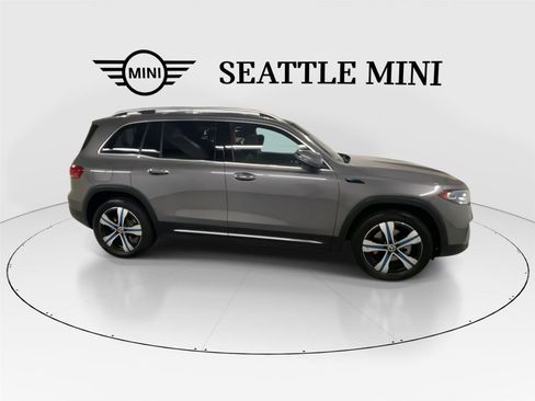 Used 2022 Mercedes-Benz EQB 350 4MATIC image 13