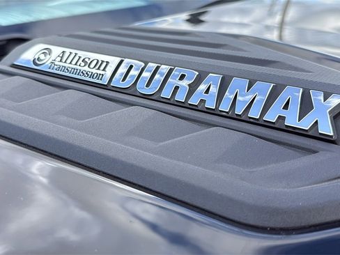 Used 2025 Chevrolet Silverado 2500 LTZ w/ LTZ Premium Package image 55