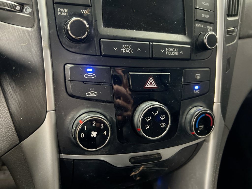 Used 2014 Hyundai Sonata GLS w/ Popular Equipment Group 2 FWD image 16
