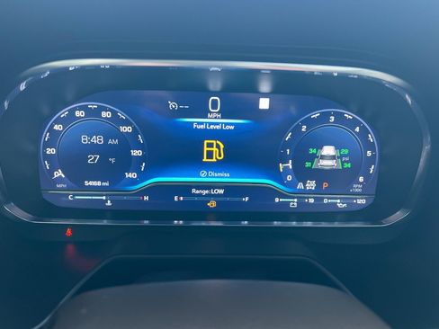 Used 2022 Chevrolet Tahoe Z71 w/ Luxury Package image 25